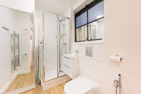 1 bedroom flat to rent, Sinclair Gardens, West Kensington, London, W14