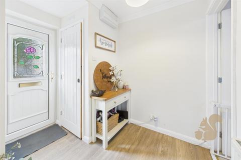 undefined, Daniels Close, Acton