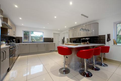 undefined, South Facing Garden on Gartree Court, Melton, LE13 0RF