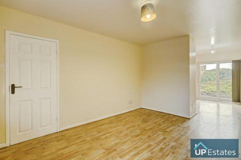 3 bedroom semi-detached house to rent, Owenford Road, Coventry
