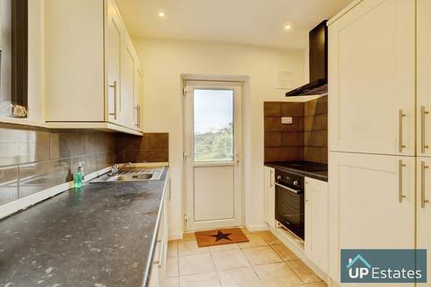 3 bedroom semi-detached house to rent, Owenford Road, Coventry
