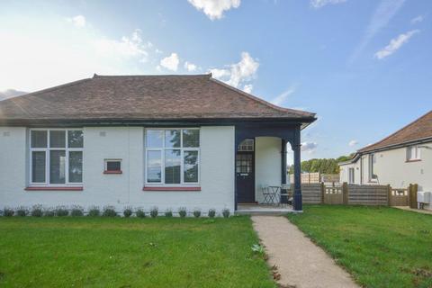 undefined, Swiss Cottage, Great Munden