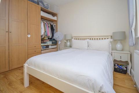 undefined, Swiss Cottage, Great Munden