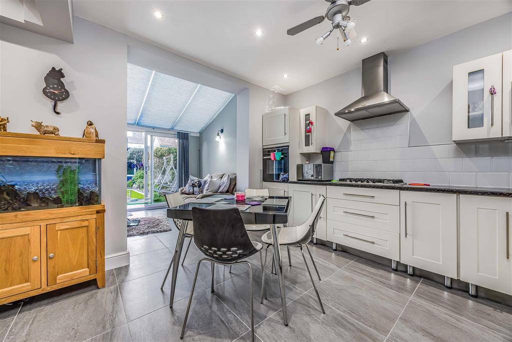 82 Lovett Road, Portsmouth-Small-Portico Marketing-