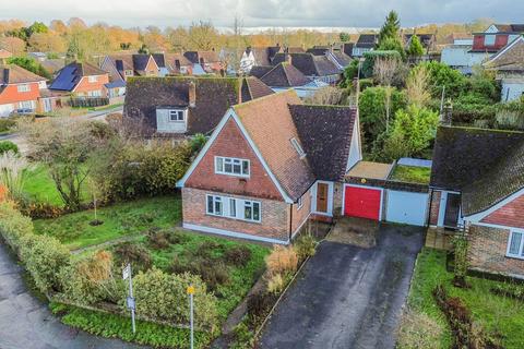 3 bedroom detached house for sale, Penland Road, Haywards Heath, RH16