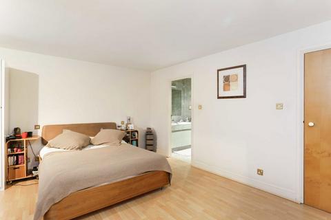 2 bedroom flat to rent, Kings Road, London SW3