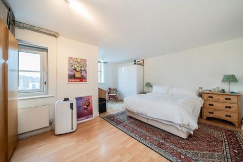 2 bedroom flat to rent, Kings Road, London SW3