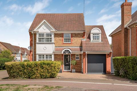 4 bedroom detached house for sale, Flamsteed Drive, Hinchingbrooke Park, Huntingdon.