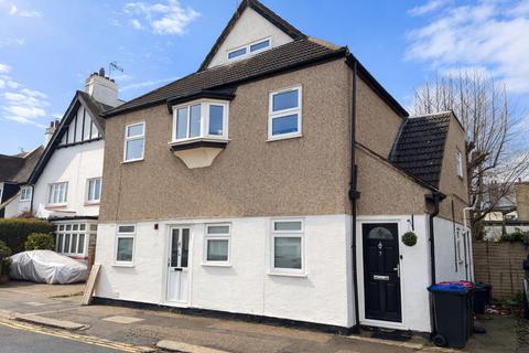 undefined, Leigh-on-Sea SS9