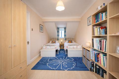 3 bedroom detached house for sale, The Green, Dartford