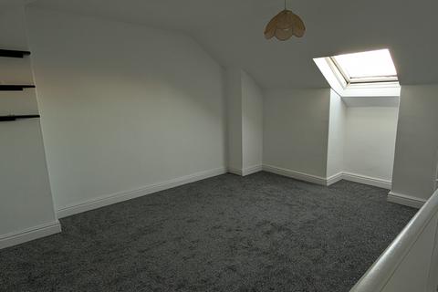 3 bedroom terraced house to rent, Fourth Avenue, Goole, Yorkshire