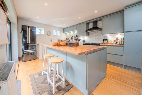 3 bedroom terraced house for sale, Micklefield Lane, Rawdon, Leeds, West Yorkshire