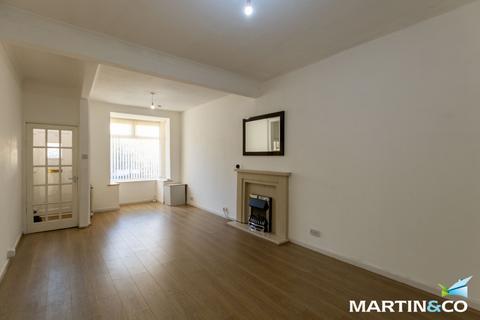 3 bedroom end of terrace house to rent, Reginald Road, Bearwood, B67