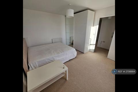 1 bedroom flat to rent, Len Bishop Court, London, E1W