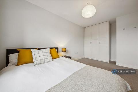2 bedroom flat to rent, Tannoy Square, London, SE27