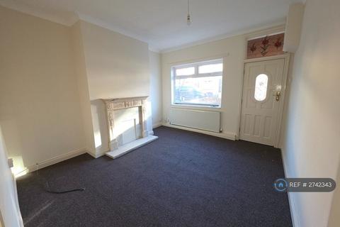 3 bedroom semi-detached house to rent, Ashby High St, Scunthorpe, DN16