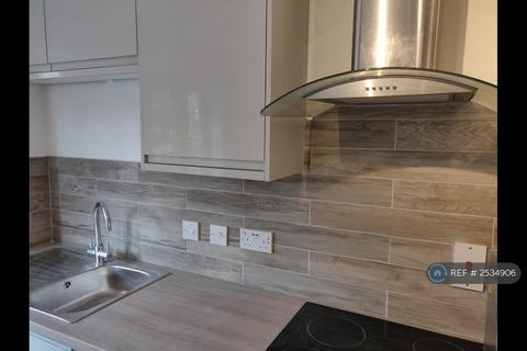 2 bedroom flat to rent, Salford Quays, Salford, M50