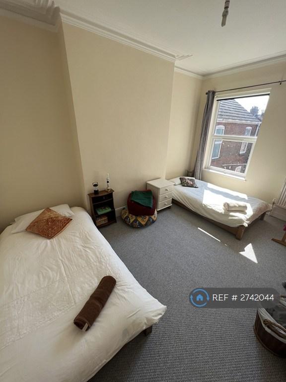 Bedroom 3 (First Floor)