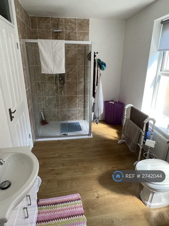 Master Bathroom With Walk-In Shower