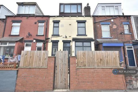2 bedroom terraced house to rent, Raincliffe Street, Leeds, LS9