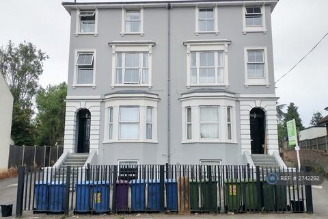 undefined, Top  Ash Road, Aldershot, GU12