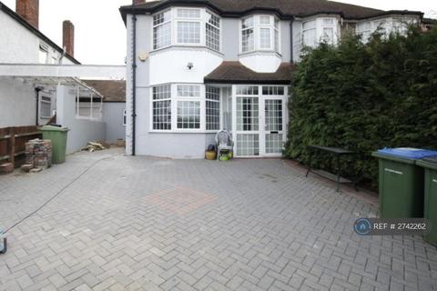 4 bedroom semi-detached house to rent, Sidcup Road, London, SE9