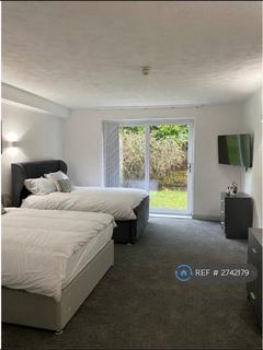 1 bedroom in a house share to rent, Rochdale Road, Denshaw, Oldham, OL3