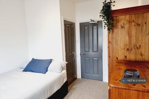 undefined, Triangle North, Bath, BA2