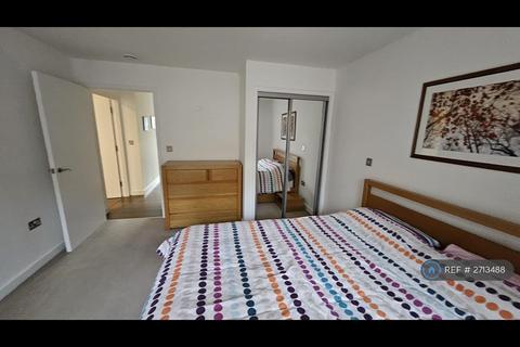 2 bedroom flat to rent, St Pancras Way, London, NW1