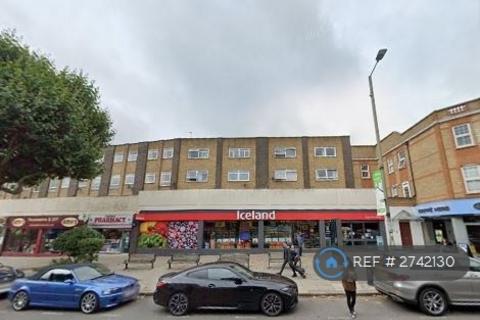 3 bedroom flat to rent, East End Road, London, N2