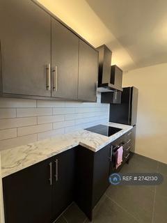 3 bedroom flat to rent, East End Road, London, N2