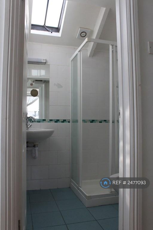 Shower &amp; Toilet