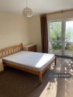 3 bedroom flat to rent, Ringwood Road, Bath, BA2