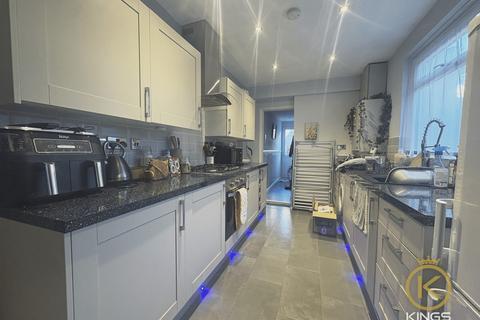 2 bedroom terraced house to rent, Newcome Road