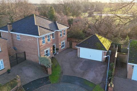 5 bedroom detached house for sale, Chiltern Close, Cheslyn Hay, Walsall
