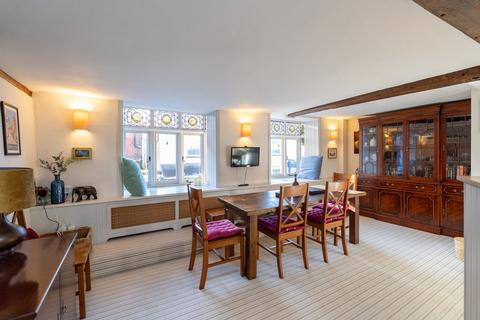 3 bedroom terraced house for sale, Church Street, Dorking