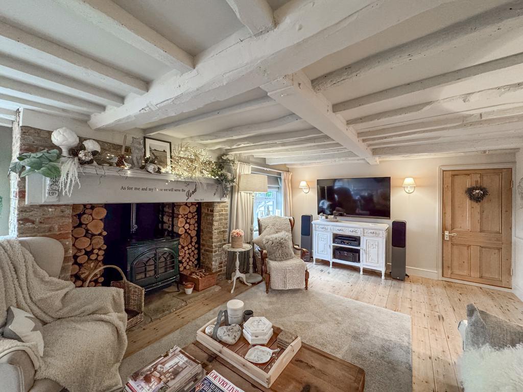 Willow Farm living1