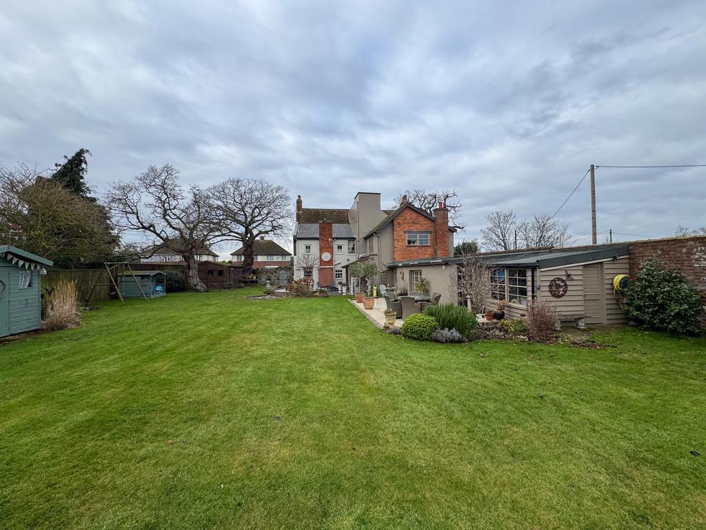 Willow Farm garden2