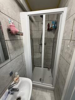 2 bedroom flat to rent, Iffley Road, Oxford, Oxfordshire, OX4
