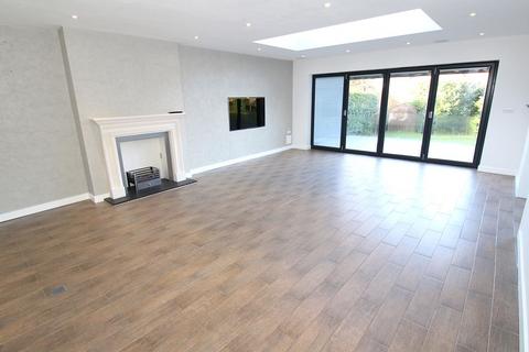 4 bedroom detached house for sale, Chipstead