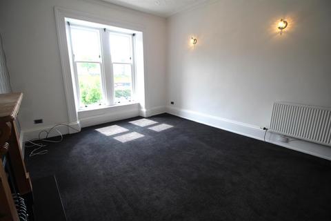 2 bedroom flat to rent, Wellington Street, Greenock