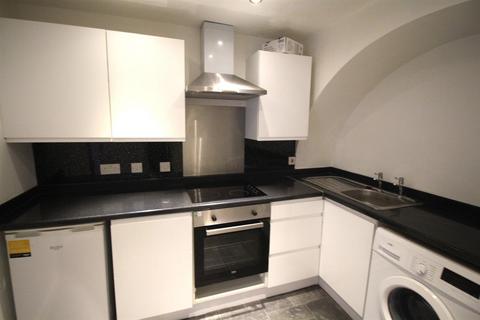 2 bedroom flat to rent, Wellington Street, Greenock