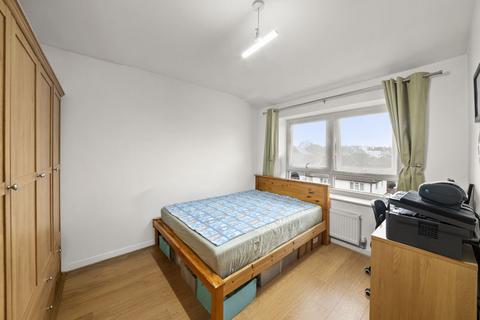 2 bedroom flat for sale, Palma Court, 631-637 Whitton Avenue West, Greenford