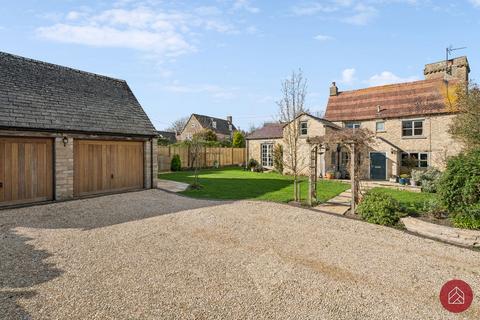 undefined, Station Road, Carterton OX18