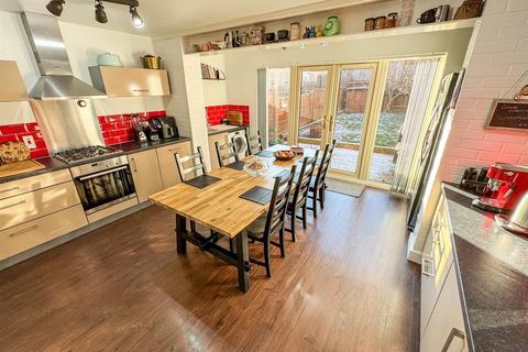 3 bedroom semi-detached house for sale, Outfield Close, Corby NN18