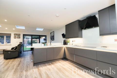 4 bedroom detached house for sale, The Willows, Boreham, CM3