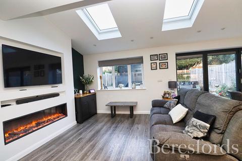 4 bedroom detached house for sale, The Willows, Boreham, CM3
