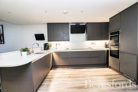 4 bedroom detached house for sale, The Willows, Boreham, CM3