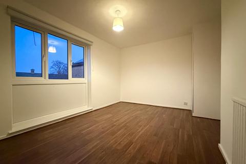 3 bedroom terraced house to rent, Foxborough Gardens, London SE4