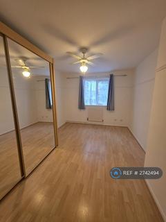 undefined, Courtlands Close, Watford, WD24